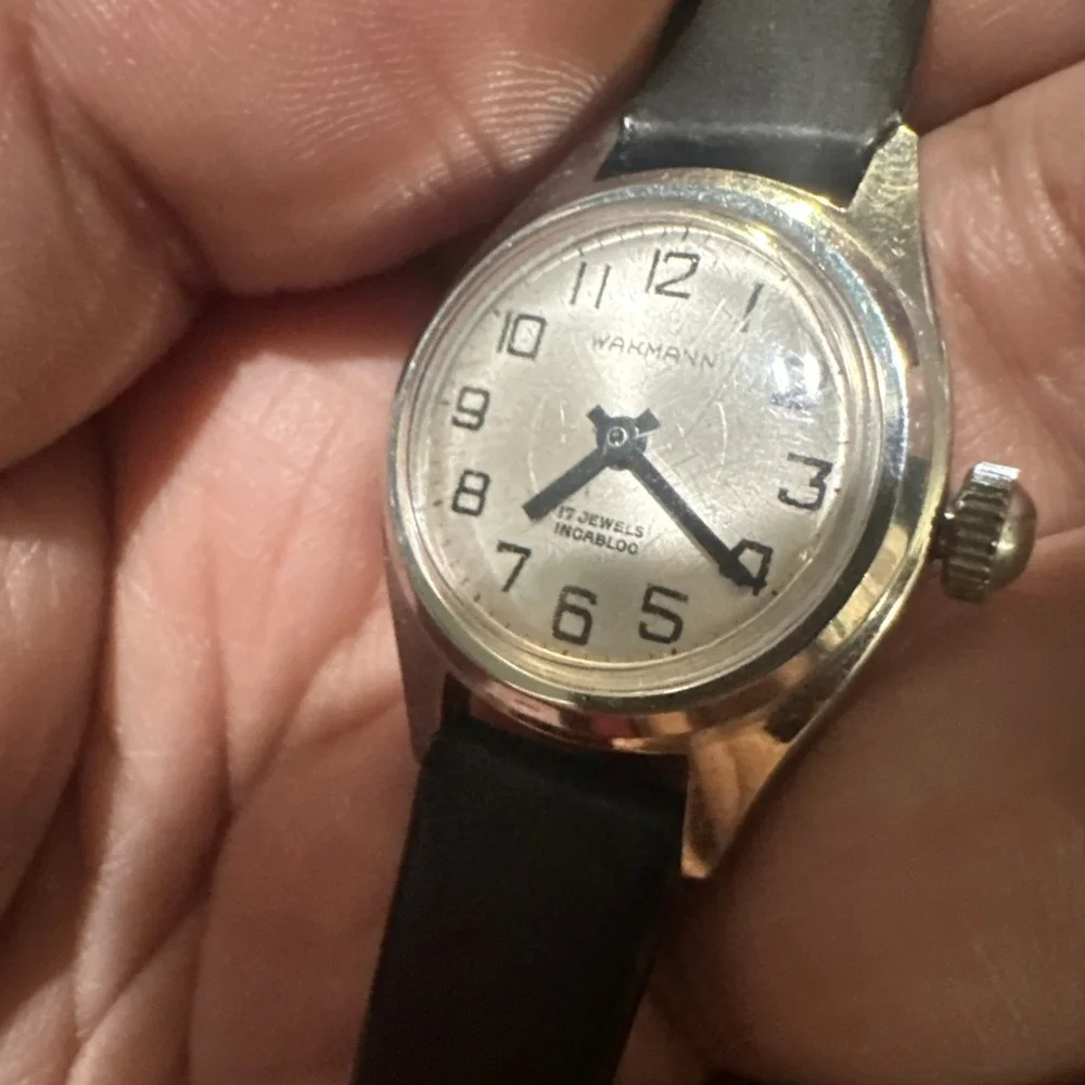 Working Vintage Wakmann Ladies 17 Jewels Manual Wind Watch 24mm Fit 6.5